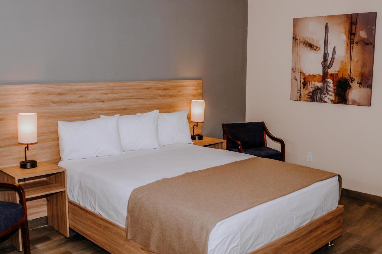 סיודאד חוארס Hotel Dunas Near Consulate מראה חיצוני תמונה
